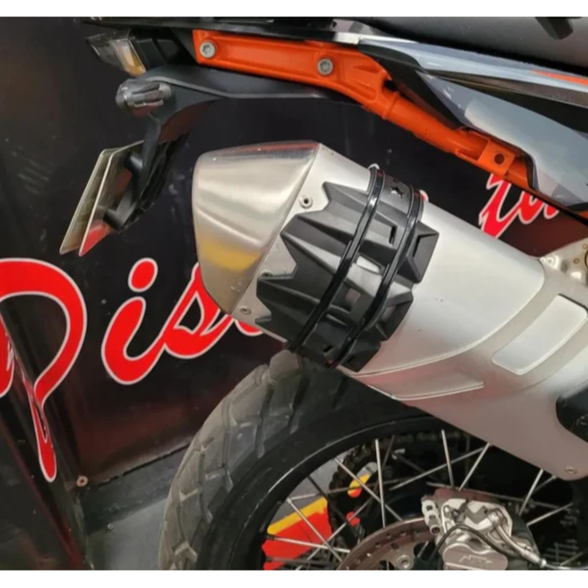 PROTECTOR PLÁSTICO LION PARA EXOSTO